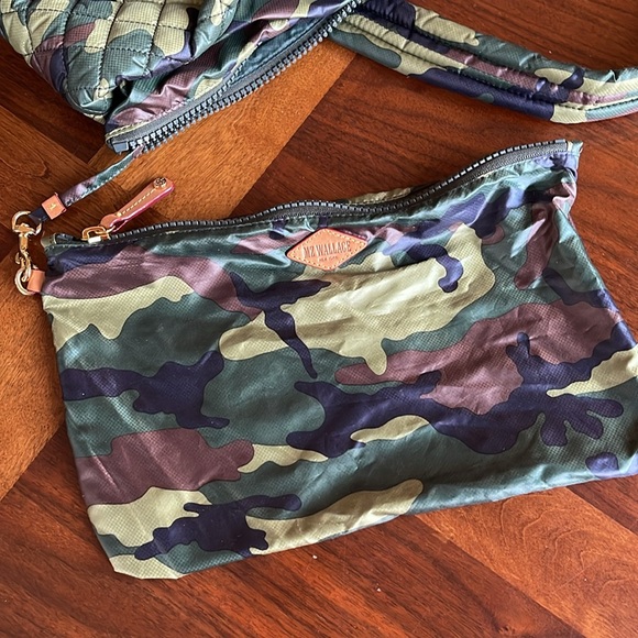 EUC MZ WALLACE MEDIUM CAMO METRO QUILTED TOTE - Picture 8 of 13